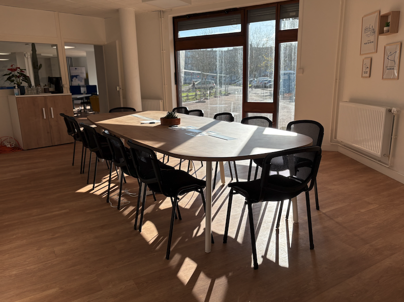 Tiers-lieux et dynamisme territorial : comment l’Atelier 3.0 à Boulogne-sur-Mer soutient les entreprises